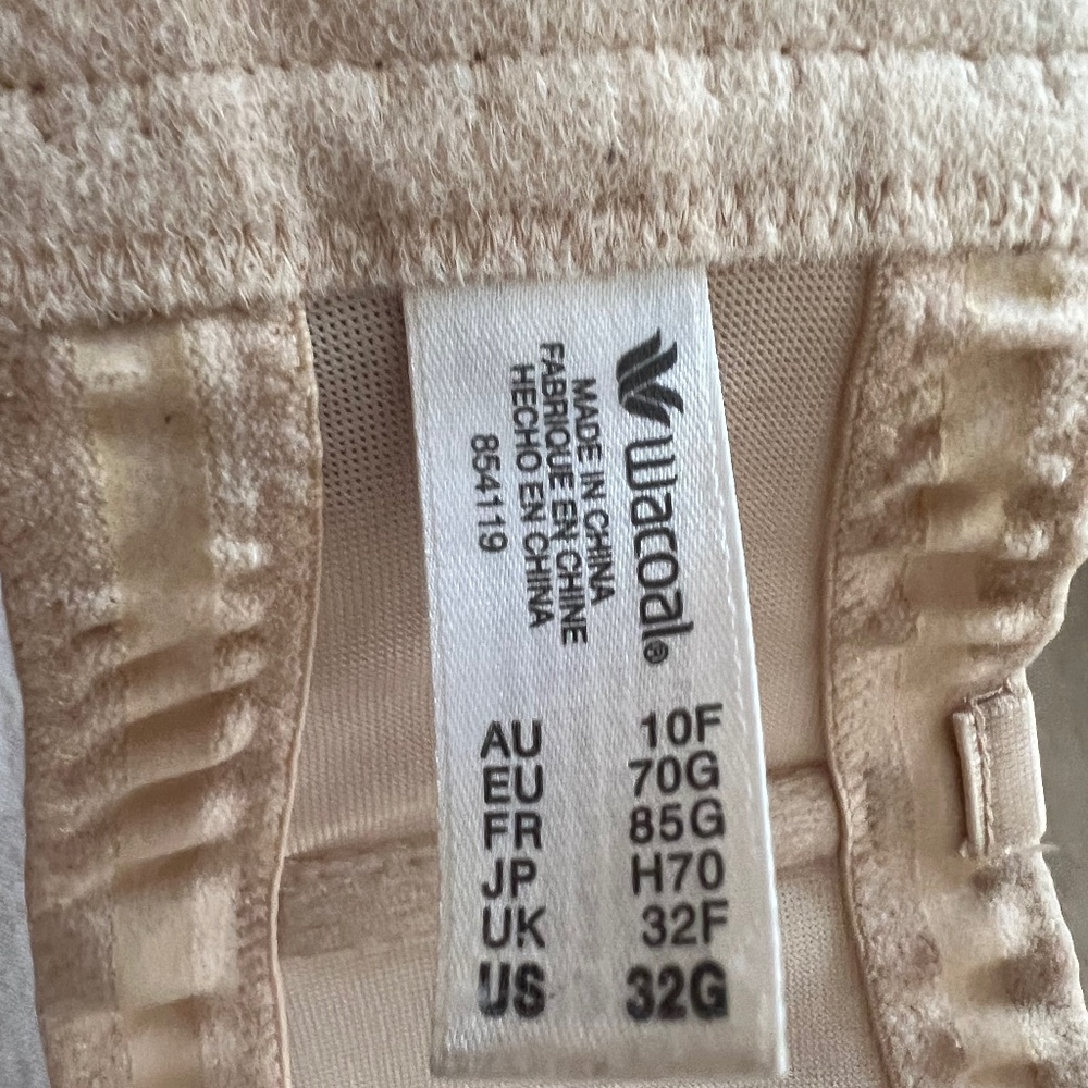 Strapless wacoal bra size 32 G